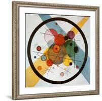 Circle in a Circle-Wassily Kandinsky-Framed Art Print