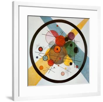 Circle in a Circle-Wassily Kandinsky-Framed Art Print