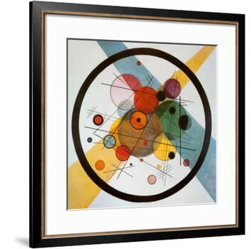 Circle in a Circle-Wassily Kandinsky-Framed Art Print