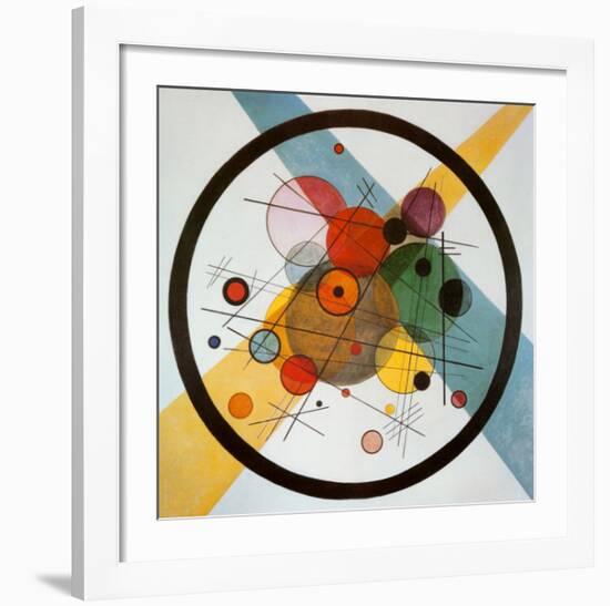 Circle in a Circle-Wassily Kandinsky-Framed Art Print