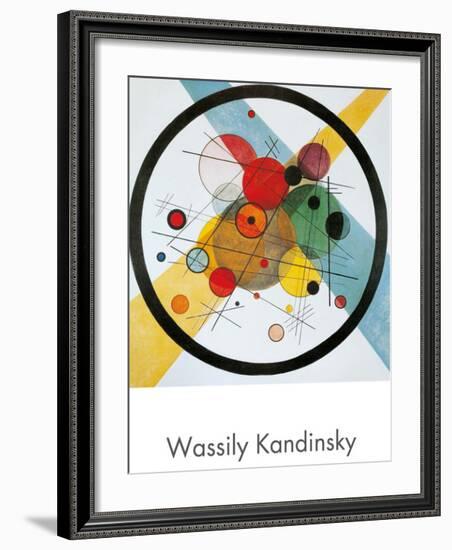 Circles in a Circle-Wassily Kandinsky-Framed Art Print