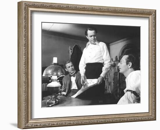 Citizen Kane, Joseph Cotten, Orson Welles, Everett Sloane, 1941-null-Framed Photo