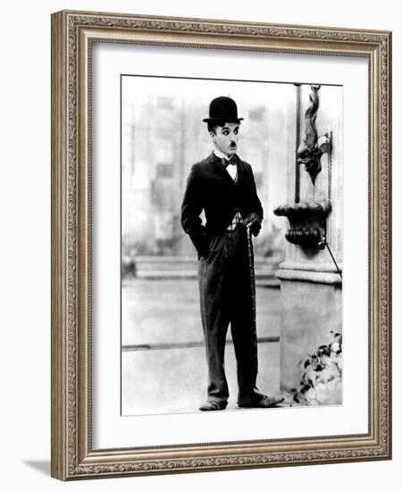 City Lights, Charlie Chaplin, 1931-null-Framed Photo