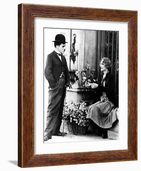 City Lights, Charlie Chaplin, Virginia Cherrill, 1931-null-Framed Photo