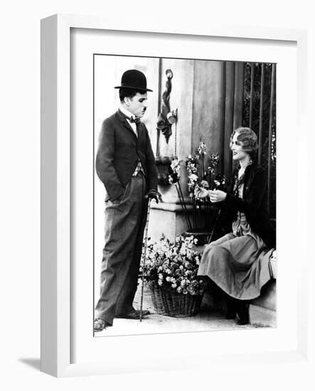 City Lights, Charlie Chaplin, Virginia Cherrill, 1931-null-Framed Photo