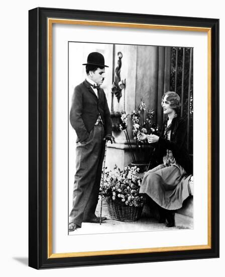 City Lights, Charlie Chaplin, Virginia Cherrill, 1931-null-Framed Photo