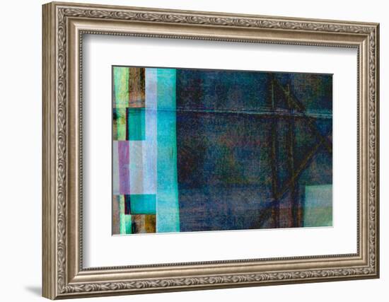 City Living-Doug Chinnery-Framed Photographic Print