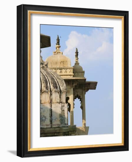 City Palace, Udaipur, Rajasthan, India-Keren Su-Framed Photographic Print