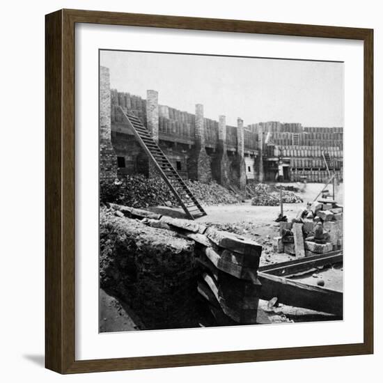 Civil War: Fort Sumter-Mathew Brady-Framed Photographic Print