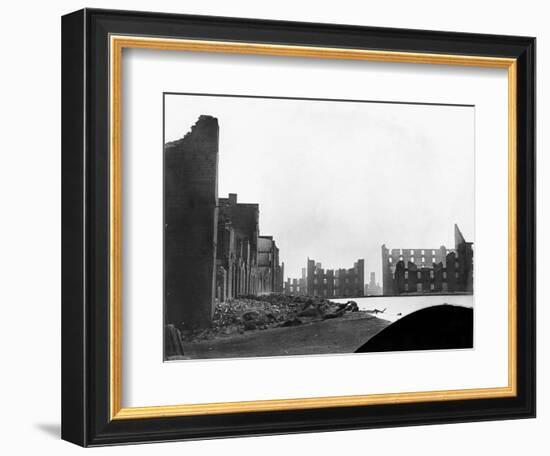 Civil War: Richmond-Alexander Gardner-Framed Photographic Print