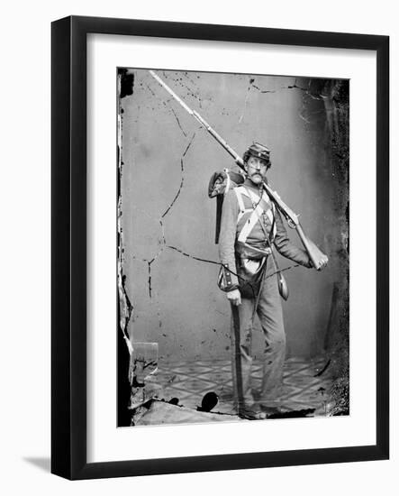 Civil War: Union Soldier-null-Framed Photographic Print