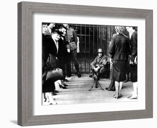 Civilians in Front of a German Guard Post with a Machine Gun, Paris, June 1940-null-Framed Photographic Print