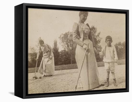 Claire Salles, Robert Salles et une femme posant un croquet-Alexandre-Gustave Eiffel-Framed Premier Image Canvas
