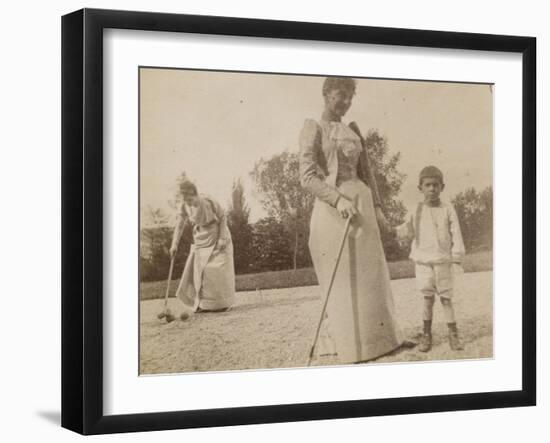 Claire Salles, Robert Salles et une femme posant un croquet-Alexandre-Gustave Eiffel-Framed Giclee Print