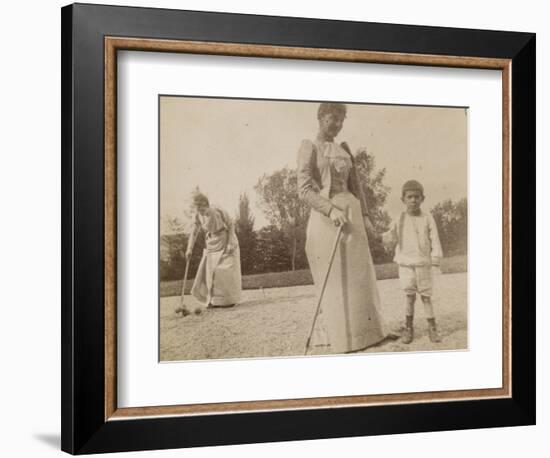 Claire Salles, Robert Salles et une femme posant un croquet-Alexandre-Gustave Eiffel-Framed Giclee Print