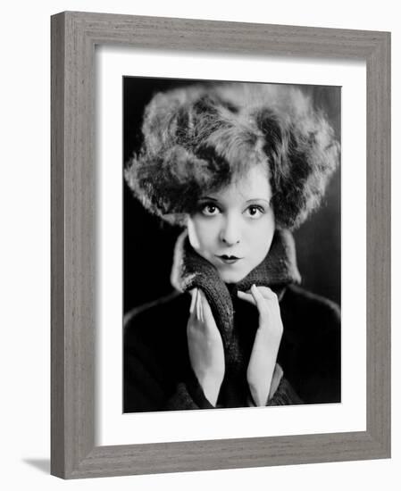 Clara Bow, c.1924-null-Framed Photo