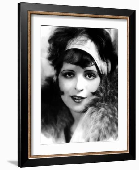 Clara Bow, c.1927-null-Framed Photo