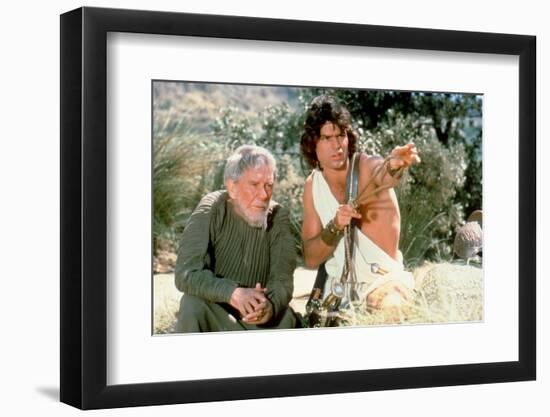 CLASH OF THE TITANS, 1981 directed by DESMOND DAVIS Burgess Meredith and Harry Hamlin (photo)-null-Framed Photo