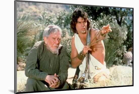 CLASH OF THE TITANS, 1981 directed by DESMOND DAVIS Burgess Meredith and Harry Hamlin (photo)-null-Mounted Photo