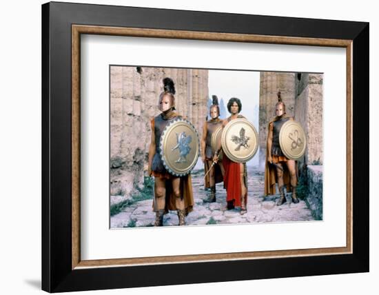 CLASH OF THE TITANS, 1981 directed by DESMOND DAVIS Harry Hamlin is Perseus (photo)-null-Framed Photo