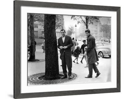 Classe tous risques by Claude Sautet with Lino Ventura and Jean-Paul  Belmondo, 1960 (b/w photo)' Photo | Art.com