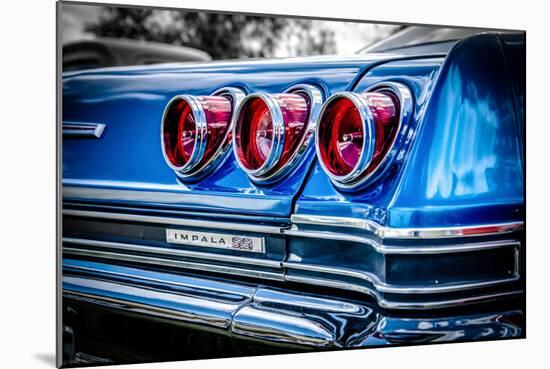 Classic American Automobile-David Challinor-Mounted Photographic Print