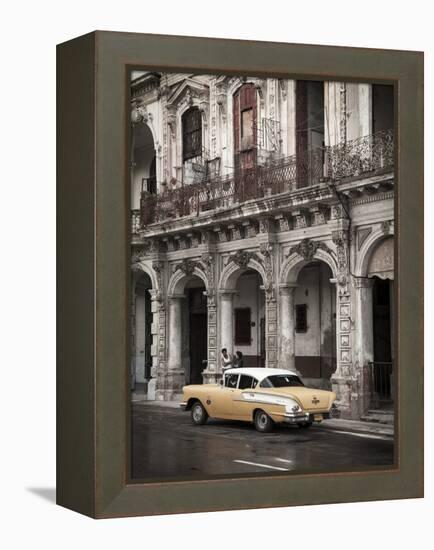 Classic American Car (Chevrolet), Paseo Del Prado, Havana, Cuba-Jon Arnold-Framed Premier Image Canvas