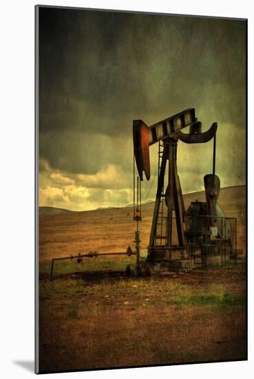 Classic Oil Rig, Central California-Vincent James-Mounted Photographic Print