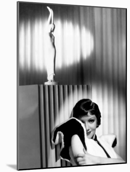 Claudette Colbert-null-Mounted Photographic Print