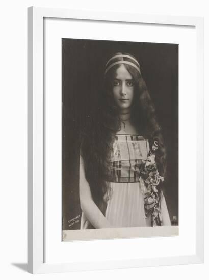 Cléo De Mérode, C.1901-1902-null-Framed Giclee Print