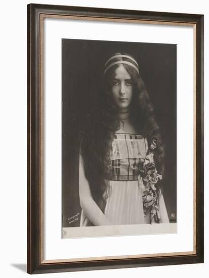 Cléo De Mérode, C.1901-1902-null-Framed Giclee Print