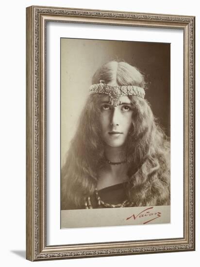 Cléo de Mérode, cheveux dénoués et diadème-Paul Nadar-Framed Giclee Print