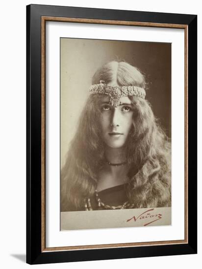 Cléo de Mérode, cheveux dénoués et diadème-Paul Nadar-Framed Giclee Print