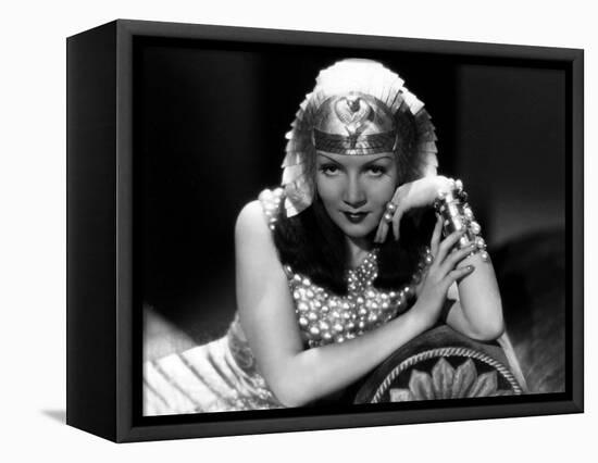 CLEOPATRA, 1934 directed by CECIL BeMILLE Claudette Colbert (b/w photo)-null-Framed Stretched Canvas
