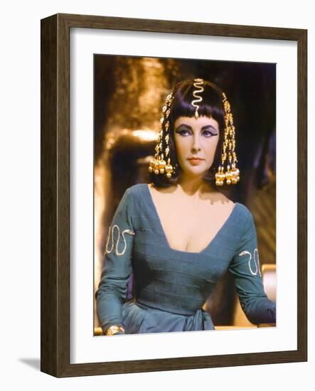 Cleopatra by Joseph L. Mankiewicz with Elizabeth Taylor, 1963-null-Framed Photo