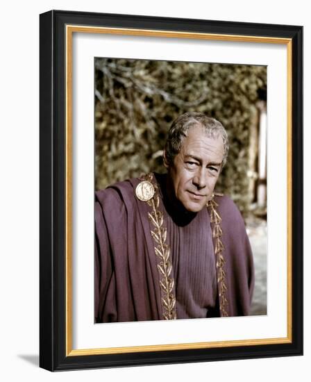 Cleopatre Cleopatra, by Joseph Mankiewicz with Rex Harrison, 1963 (photo)-null-Framed Photo