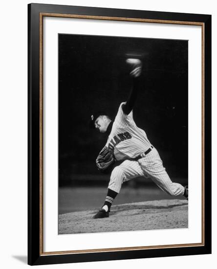 Cleveland Indians Herb Score Throwing the Ball-George Silk-Framed Premium Photographic Print