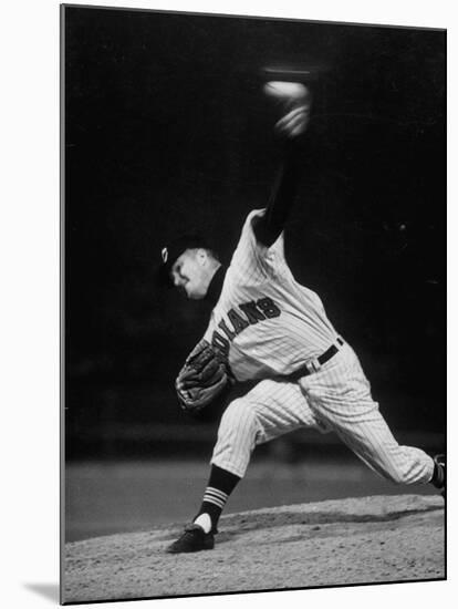 Cleveland Indians Herb Score Throwing the Ball-George Silk-Mounted Premium Photographic Print