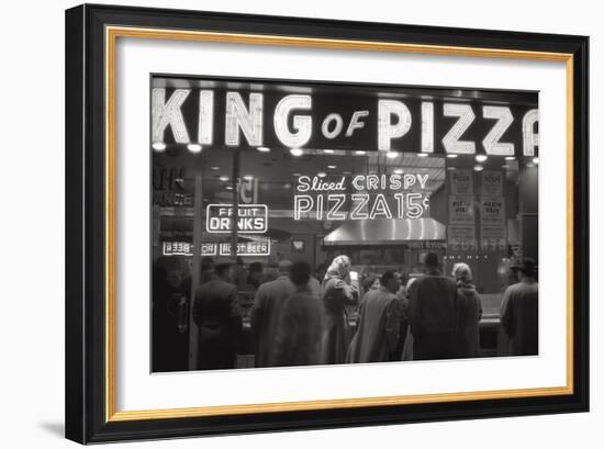 Clients of the Pizzeria 'King of Pizza'-Mario de Biasi-Framed Giclee Print