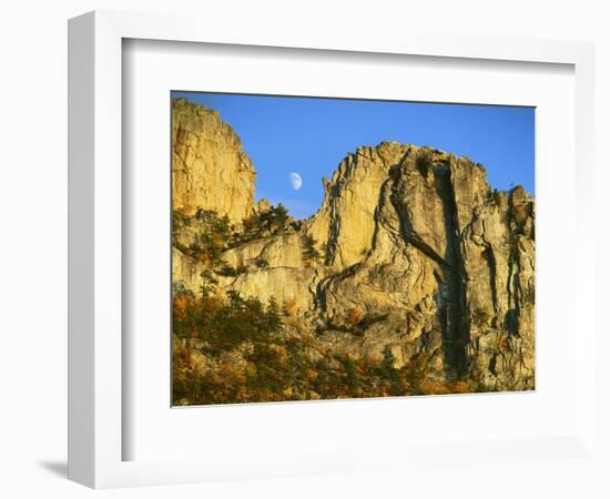 Cliff Formation, Monongahela National Forest West Virginia, USA-Charles Gurche-Framed Photographic Print