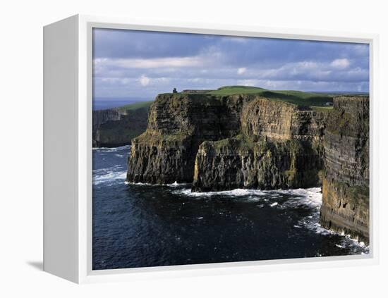 Cliffs of Moher, County Clare, Ireland-Gavin Hellier-Framed Premier Image Canvas