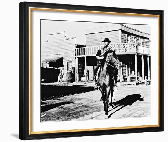 Clint Eastwood - Per un pugno di dollari-null-Framed Photo