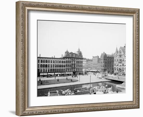 Clinton Square, Syracuse, N.Y.-null-Framed Photo