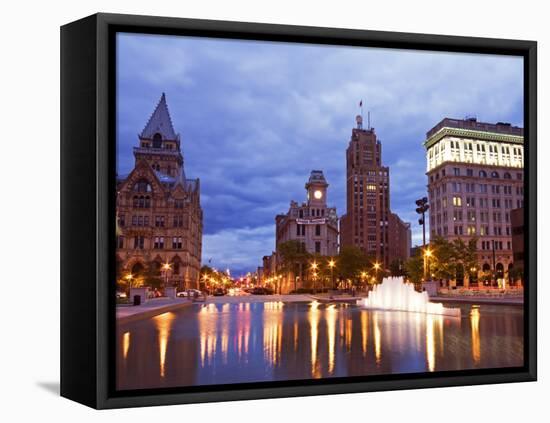 Clinton Square, Syracuse, New York State, United States of America, North America-Richard Cummins-Framed Premier Image Canvas