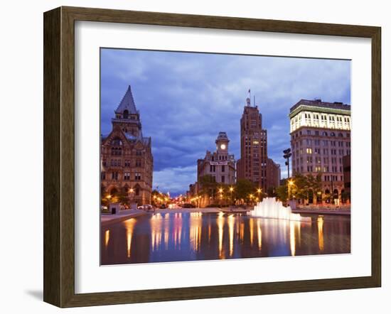 Clinton Square, Syracuse, New York State, United States of America, North America-Richard Cummins-Framed Photographic Print