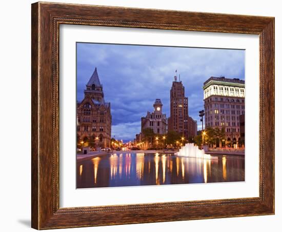 Clinton Square, Syracuse, New York State, United States of America, North America-Richard Cummins-Framed Photographic Print