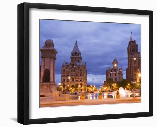 Clinton Square, Syracuse, New York State, United States of America, North America-Richard Cummins-Framed Photographic Print