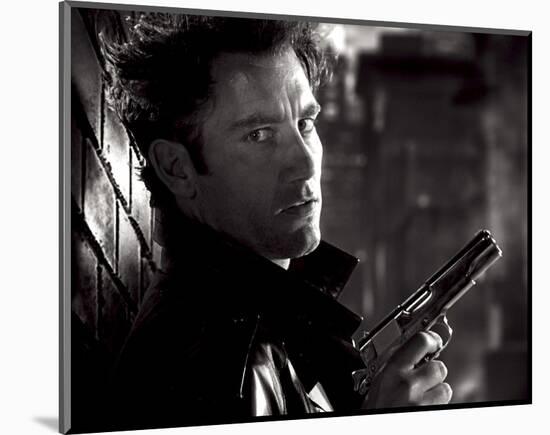 Clive Owen-null-Mounted Photo