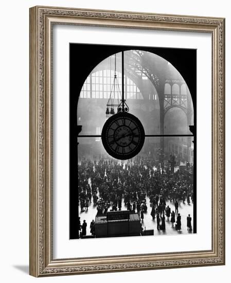 Clock in Pennsylvania Station-Alfred Eisenstaedt-Framed Photographic Print