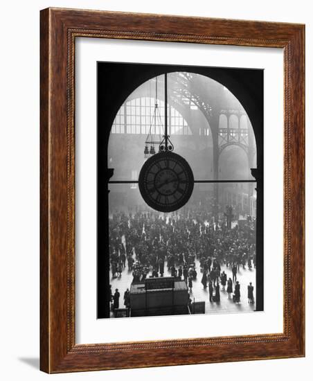 Clock in Pennsylvania Station-Alfred Eisenstaedt-Framed Photographic Print